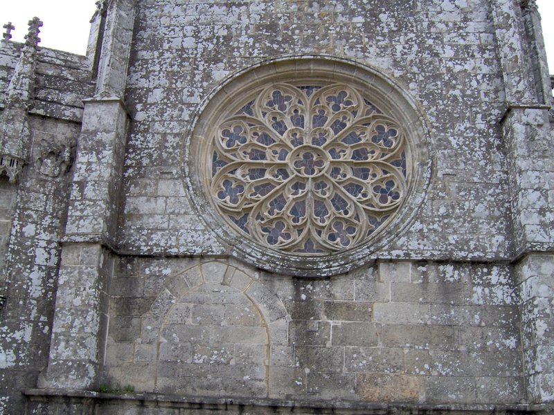 rosace église Kernascléden