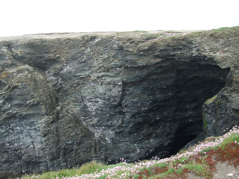 la grotte de l’Apothicairerie (autre point de vue)