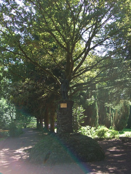 Jardin de la grotte de Saint Judicael Paimpont