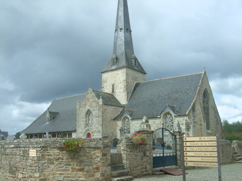 Église de Calan vue de l’extérieur