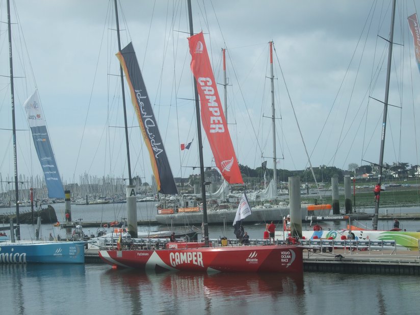 Volvo Race (VOR) 2012 : le Camper à quai à Lorient