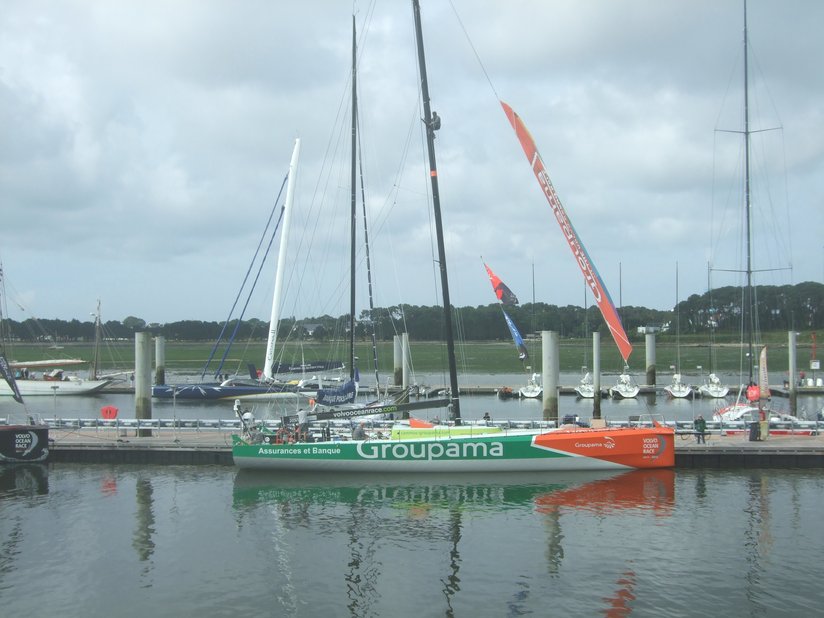 Volvo Race (VOR) 2012 : le Groupama à quai à Lorient