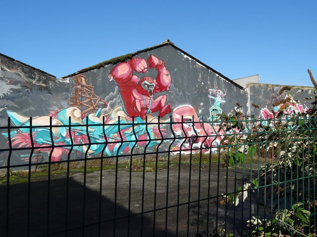 Street Art port de Lorient (graffitis) : gare aux gorilles !